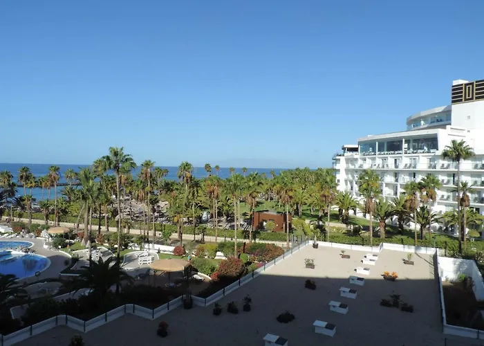 Apartment-hotel Altamira *