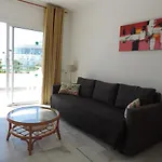 公寓 Apartment-hotel Altamira 阿德耶